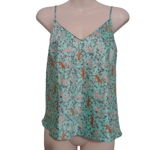 ✨Bogo FREE✨ NWT Victoria's Secret Cami Camisole Top Sz M - Picture 1 of 6